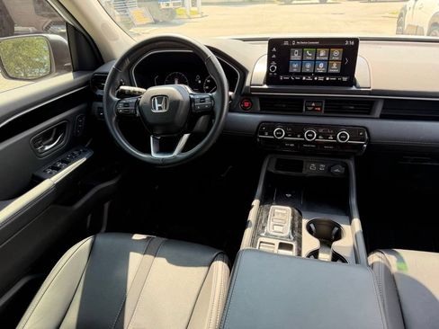 Used 2024 Honda Pilot EX-L image 19