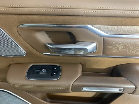 Used 2024 RAM 1500 Limited AWD/4WD image 38