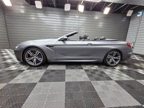 Used 2016 BMW M6 Convertible RWD image 9