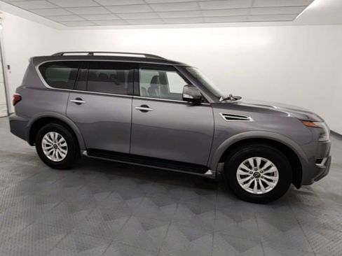 Used 2023 Nissan Armada SV image 9