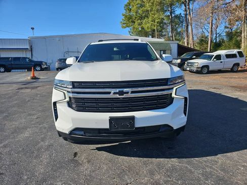 Used 2022 Chevrolet Suburban RST w/ Luxury Package image 8