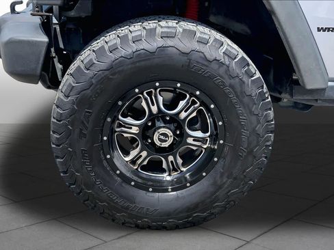 Used 2013 Jeep Wrangler Rubicon w/ PWR Convenience Group AWD/4WD image 9