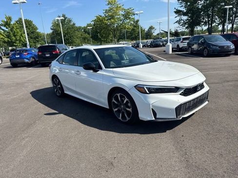 Used 2025 Honda Civic Sport Touring image 5