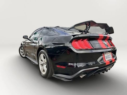 Used 2020 Ford Mustang GT RWD image 17