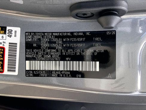 Certified 2026 Toyota Sienna XLE FWD image 36