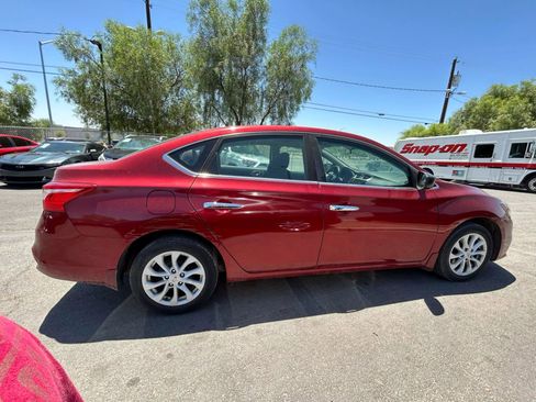Used 2019 Nissan Sentra SV image 4