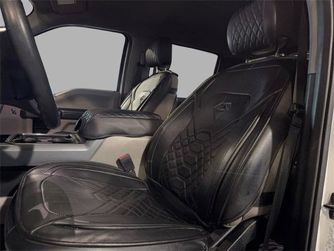 Used 2020 Ford F250 XLT w/ XLT Value Package image 11