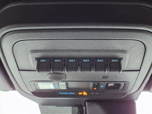 Used 2023 Ford Bronco Wildtrak image 33