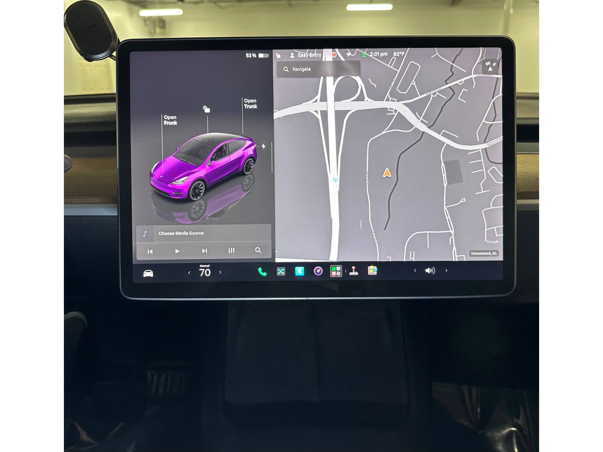 Used 2023 Tesla Model Y Long Range AWD/4WD image 31
