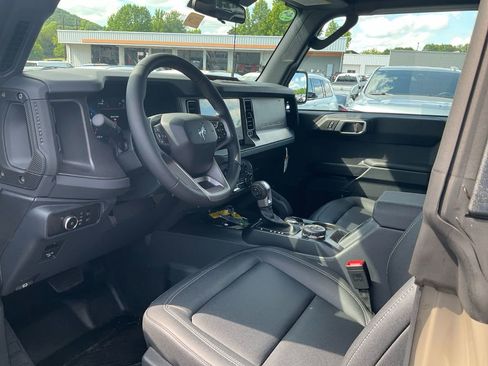 New 2026 Ford Bronco Big Bend w/ Black Diamond Package AWD/4WD image 15