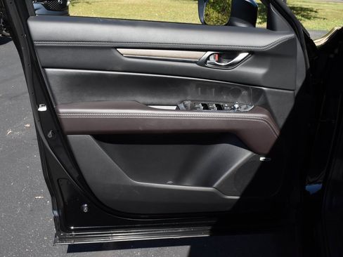 New 2025 MAZDA CX-5 Signature image 15