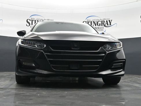 Used 2018 Honda Accord EX image 27