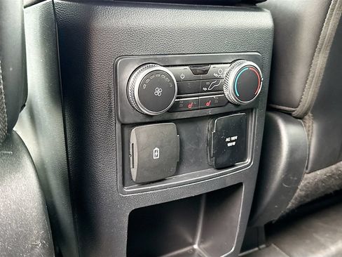 Used 2021 Ford Explorer Platinum w/ Equipment Group 601A AWD/4WD image 30
