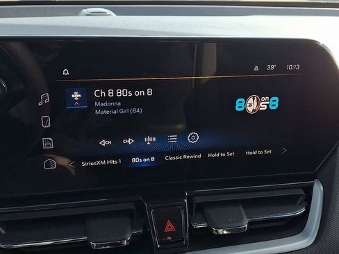 Used 2025 Chevrolet TrailBlazer LT image 16