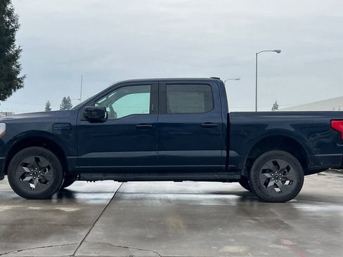 Used 2024 Ford F150 Lightning Lariat image 6