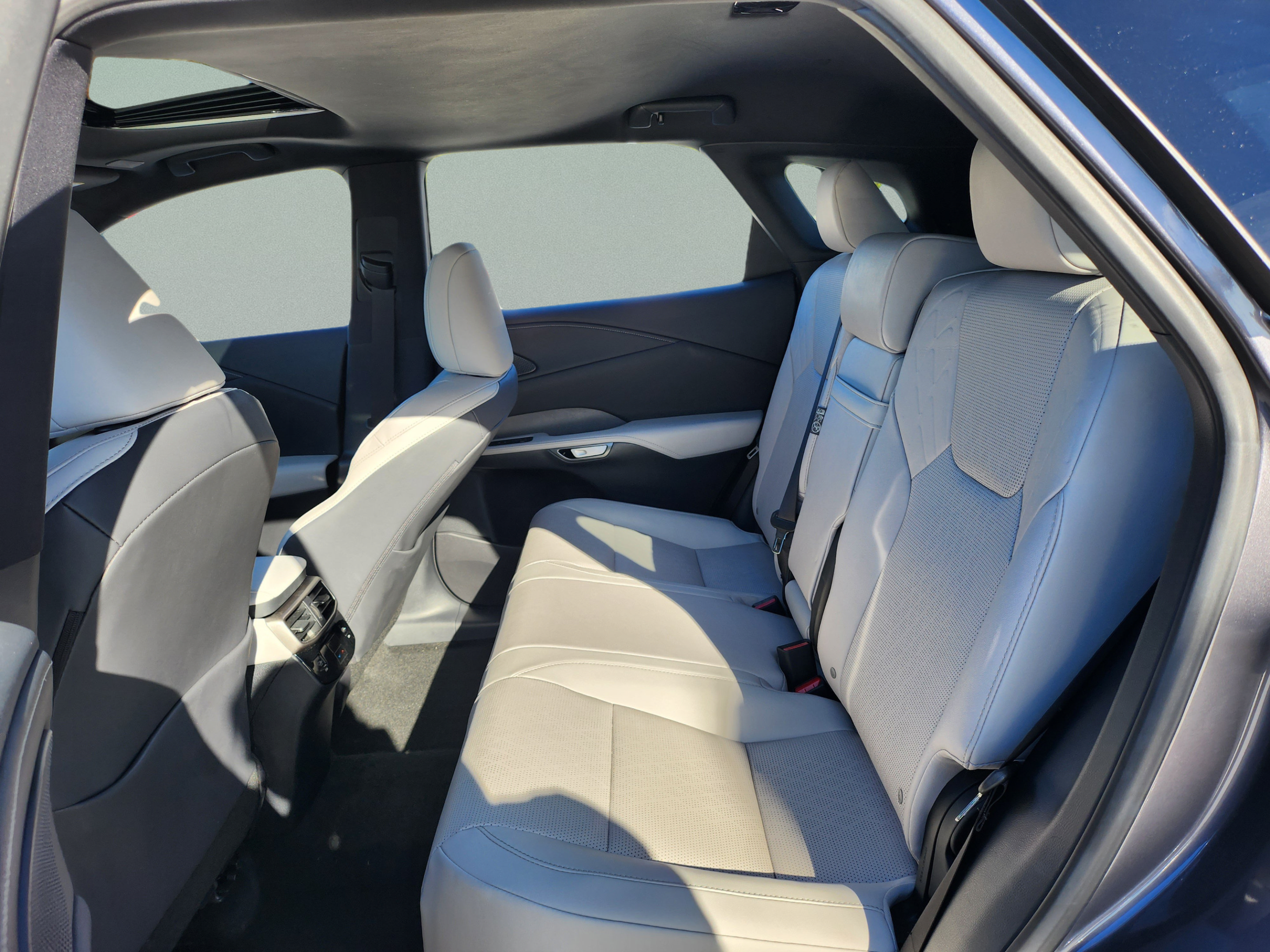 Certified 2026 Lexus RX 350 Premium Plus w/ Accessory Package (Z1) FWD image 24