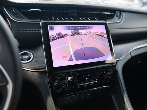 New 2025 Jeep Grand Cherokee Limited image 20