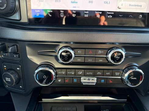 New 2026 Ford F350 Platinum image 42