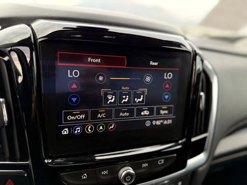 Used 2021 Chevrolet Traverse Premier w/ Redline Edition image 40