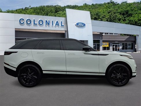 Used 2025 Land Rover Range Rover Velar Dynamic SE image 7