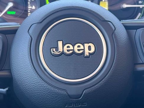 Used 2025 Jeep Wrangler Unlimited Sport S 4xe AWD/4WD image 18