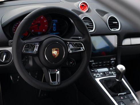 New 2025 Porsche 718 Cayman S image 20