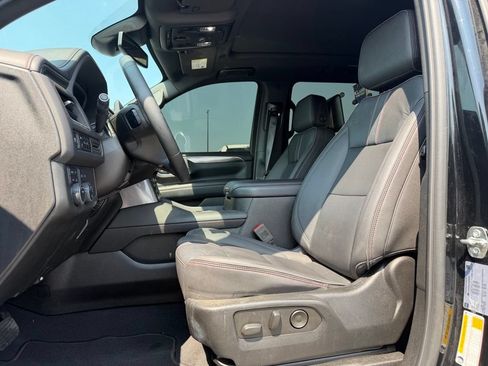 Used 2023 Chevrolet Suburban RST w/ Sport Performance Package AWD/4WD image 15