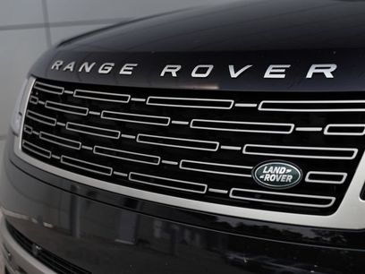 New 2026 Land Rover Range Rover Long Wheelbase SE