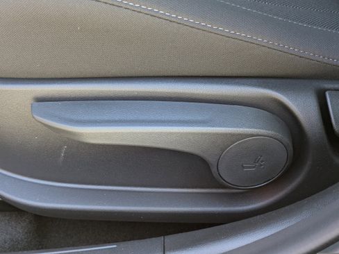 New 2026 Hyundai Elantra SE image 19