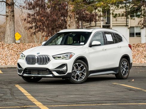 Used 2020 BMW X1 xDrive28i w/ Convenience Package image 1