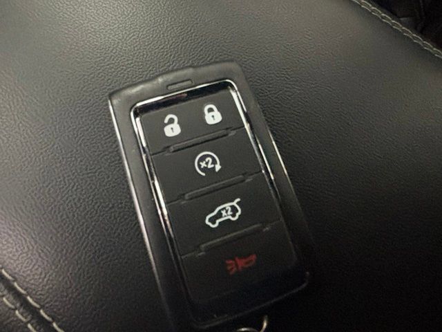 Used 2025 Jeep Grand Cherokee L Limited w/ Luxury Tech Group II AWD/4WD image 38