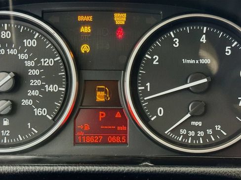 Used 2011 BMW 328i Sedan RWD image 16