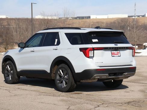 New 2026 Ford Explorer Active image 6