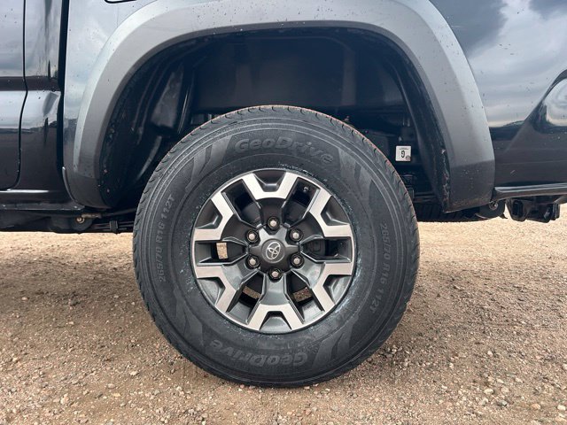 Used 2019 Toyota Tacoma TRD Off-Road AWD/4WD image 14