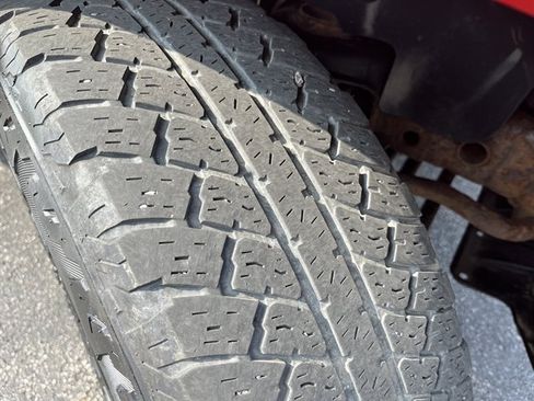 Used 2014 Jeep Wrangler Unlimited Sahara w/ Connectivity Group AWD/4WD image 5