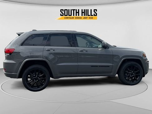 Certified 2020 Jeep Grand Cherokee Altitude AWD/4WD image 6
