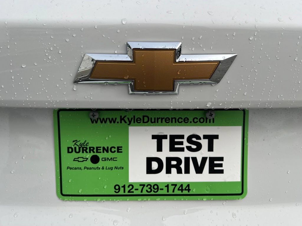 New 2026 Chevrolet Trax LT w/ Driver Confidence Package FWD image 8