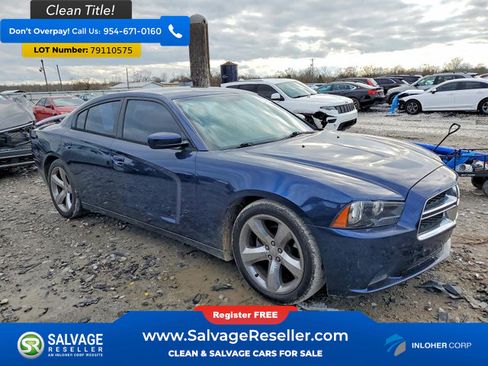Used 2013 Dodge Charger SE w/ Connectivity Group RWD image 5