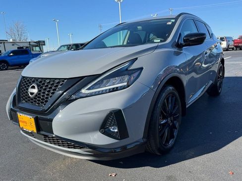 Used 2024 Nissan Murano SV w/ SV Midnight Edition Package image 8