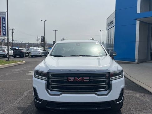 Used 2023 GMC Acadia AT4 image 2