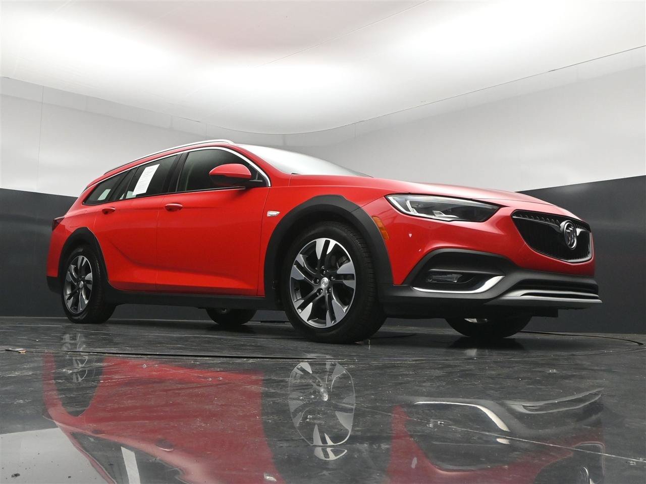 Used 2018 Buick Regal Preferred w/ Sights and Sounds Package AWD/4WD image 30