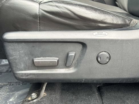 Used 2021 Toyota Tundra Limited image 21