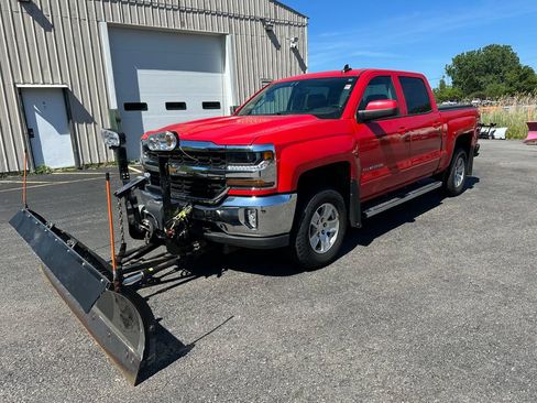 Used 2018 Chevrolet Silverado 1500 LT w/ All Star Edition AWD/4WD image 10