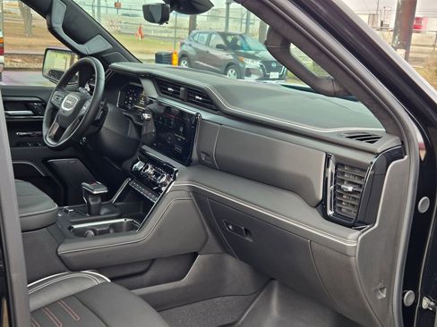 Certified 2025 GMC Sierra 1500 AT4X image 30