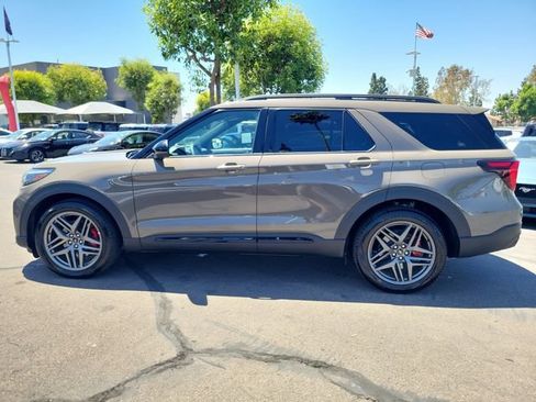 Used 2026 Ford Explorer ST w/ Sun And Sound Package AWD/4WD image 29