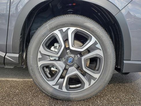 New 2026 Subaru Ascent Limited image 12