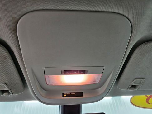 Used 2018 Chevrolet Colorado W/T image 21