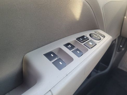Used 2020 Hyundai Elantra SEL FWD image 27