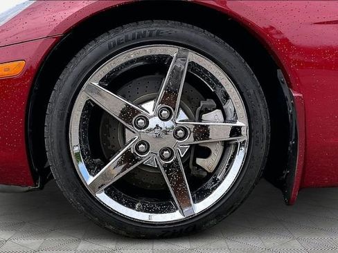Used 2005 Chevrolet Corvette Coupe w/ Preferred Equipment Group image 18