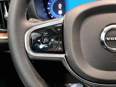 Used 2024 Volvo S60 B5 Ultimate w/ Climate Package image 18